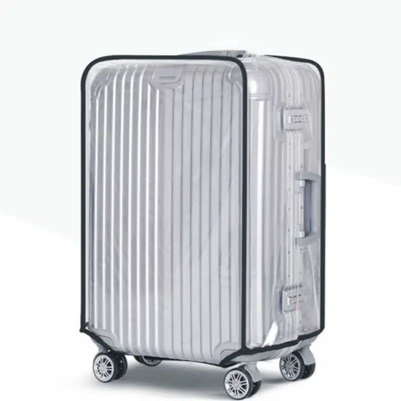 Protection Valise Transparente en Plastique sur une valise grise sur fond blanc
