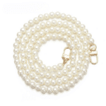 Chaine de Sac avec Fausses Perles Blanches sur fond blanc